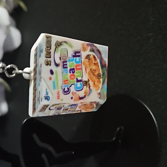 Cinnamon Toast Crunch Acryllic Hook Style Earrings NWT - Picture 2 of 4